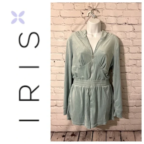 Iris Basic Pants Jumpsuits Iris Light Blue Velour Zip Up